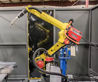 Station de soudage robotisée automatique Fanuc ARC Mate 100iD avec soudeuse à arc pour le soudage de l'acier inoxydable