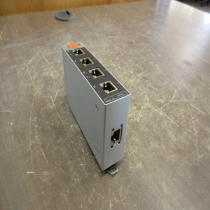 Neuer Original Ready FL Schalter 2891152 HW: 13 SFN 5TX Lager Industrielle Automatisierung PLC Programmiersteuerung - Product Image 1