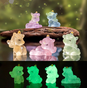 Ingrosso fai da te figure di cartoni animati animali in miniatura ciondoli bagliore nel buio unicorno giocattolo della casa delle bambole - Product Image 1