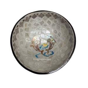 Offre Spéciale bols en noix de coco peints à la main écologiques et uniques du Vietnam gravés et magnifiques de la source - Product Image 1