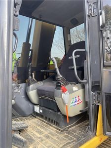 รถขุดตีนตะขาบโคมัตสึ PC70 - รถขุดขนาดกลางประสิทธิภาพสูง น้ำหนักบรรทุก 7000 กก. - Product Image 4