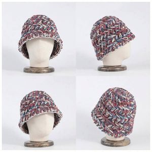 Gorros de Punto Cálidos de Invierno con Diseño Floral, Gorros Tejidos a Mano para Unisex, para Esquí, Pesca, Ciclismo, Viajes Diarios - Product Image 3