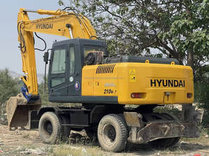 Pelleteuse coréenne de seconde main hyundai210w-7 le commerce extérieur vente directe pelleteuse sur pneus Hyundai R210W-7 - Product Image 2