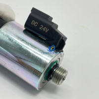 84572810 84573582 Électrovanne de pompe hydrostatique pour tracteur sur chenilles CASE 2050M New Holland D180C Pièces de rechange