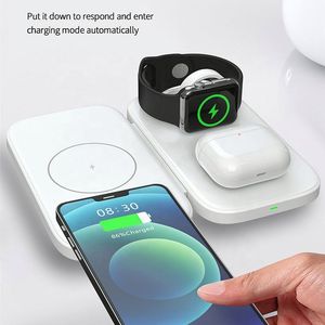 Kabelloses Faltladegerät 15W Schnelles Faltbares 3-in-1-Ladegerät für AirPods/<span class=keywords><strong>Apple</strong></span> Watch/iPhone/Samsung - Product Image 3