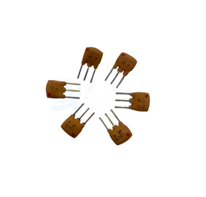 LT10.7MA5 L10.7A 10.7M Filtro de audio 10.7MHz <span class=keywords><strong>Oscilador</strong></span> de <span class=keywords><strong>cristal</strong></span> cerámico de 3 pines DIP - Product Image 6