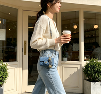 Sac à main matelassé de luxe pour femme avec chaîne camélia, mini sac bandoulière, porte-écouteurs, porte-monnaie, trousse de maquillage tendance