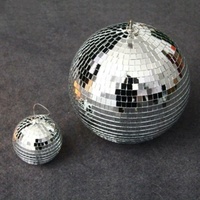 Boules disco personnalisées suspendues, ornements faits main en mousse et verre, durables, uniques, artisanat de Noël pour la décoration de scène et d'arbre de Noël