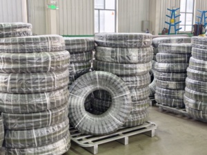 섬유 브레이드 고무 호스 3/8 가스 연료 디스펜서 호스 석유 및 수성 액체 전달용 내유성 호스 - Product Image 6