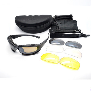 แว่นตาโพลาไรซ์ยุทธวิธี แว่นตากันแดดกลางคืนพร้อมเลนส์ 4 แบบ แว่นตาสำหรับผู้ชาย แว่นตาสำหรับยิงปืน แว่นกันแดดยุทธวิธี - Product Image 6