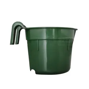 8L large capacity horse trough,feeding bucket for horse,plastic hook over horse feeder bucket