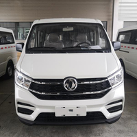 Marque chinoise Dongfeng Mini véhicules de tourisme 11 places Mini van de livraison à essence