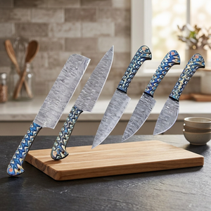 Ensemble de couteaux de chef en acier Damas de qualité supérieure, 5 pièces, personnalisé, avec couteau à découper, Santoku, couteau utilitaire et mosaïque de broches - Product Image 3