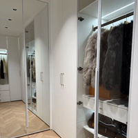 Meubles sur mesure de style moderne, simples, fonctionnels et magnifiquement conçus pour chaque pièce de votre maison