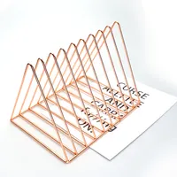 Forma de triângulo fio de ferro ouro rosa revista livro de mesa de escritório organizador titular suporte para livros