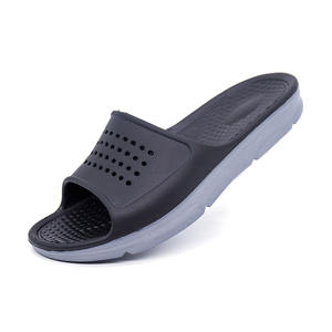 Chaussons respirants, antidérapants et confortables avec semelle en PVC, doublure intérieure douce, durables, série Cool Flip Flops. - Product Image 4