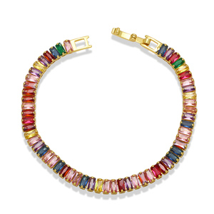 Accessori per la festa nuziale delle donne del braccialetto della catena di Tennis dello zircone <span class=keywords><strong>quadrato</strong></span> scintillante placcato <span class=keywords><strong>oro</strong></span> 18K di alta qualità di vendita calda - Product Image 5