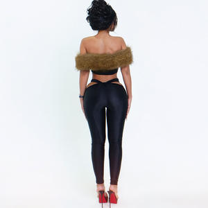 Completo Sexy Due Pezzi da Donna con Top a Collo Scoperto con Inserti in Pelliccia e Leggings a Vita Alta Coordinati - Product Image 6