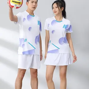 Ucuz fabrika toptan özel tenis spor giyim seti badminton erkekler ve kadınlar çocuklar için giymek