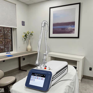 Máquina de rejuvenecimiento de la piel con láser fraccional de CO2 portátil para eliminar varias cicatrices - Product Image 1