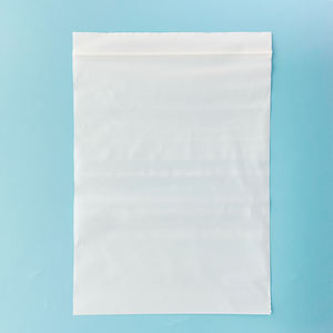 Bolsa de embalaje con cierre de cremallera <span class=keywords><strong>para</strong></span> <span class=keywords><strong>ropa</strong></span> de almidón de maíz compostable 100%, bolsa de <span class=keywords><strong>ropa</strong></span> compostable transparente biodegradable 100% <span class=keywords><strong>para</strong></span> <span class=keywords><strong>ropa</strong></span> - Product Image 4
