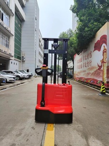 Chariot élévateur électrique WELIFTRICH Walkie type 1500 kg 3000 mm 3500 mm 24 V - Product Image 5