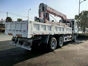 Grue télescopique sur <span class=keywords><strong>camion</strong></span> de 3,2, 5, 8, 10, 12, 16 tonnes, fournie par l'usine chinoise, en vente - Product Image 6