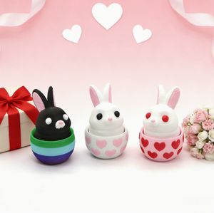 Figurine fantaisie en plastique en forme de lapin mignon de dessin animé, motif cœur, en forme d'œuf - Product Image 1