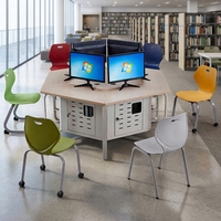 Bureau d'école moderne en bois avec plateau rabattable, écran LCD, souris cachée, sécurisé, verrouillable, station informatique multimode pour l'école