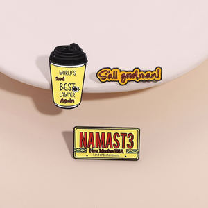 Plaque d'immatriculation jaune créative Nouveau-Mexique USA Épingles en émail 2ème <span class=keywords><strong>meilleur</strong></span> avocat <span class=keywords><strong>du</strong></span> <span class=keywords><strong>monde</strong></span> Tasses à café Broche Lapel Badge Bijoux Cadeaux - Product Image 2