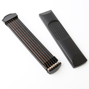 Esercitatore di <span class=keywords><strong>accordi</strong></span> di chitarra portatile per chitarra con 6 tascabili per pianoforte - Product Image 1