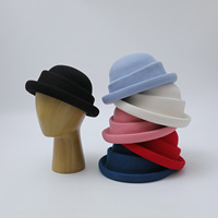 Béret en laine automne-hiver pour femme, style Hepburn français, chapeau cloche rétro, chapeau chaud et élégant pour femmes