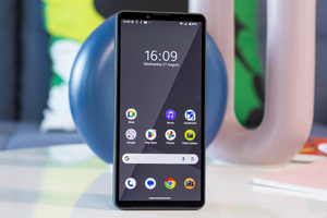 GSM-FIX <span class=keywords><strong>Xperia</strong></span> 10 VII 5G <span class=keywords><strong>Smartphone</strong></span>, Piattaforma Mobile Snapdragon Gen 3, Display OLED FHD+ HDR da 6,1 Pollici 120Hz, Batteria 5000mAh, Telefoni Android - Product Image 2