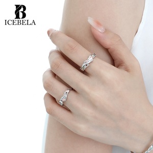 Bague pour femme en argent sterling S925 de haute qualité, à texture irrégulière et effet aurore irisé, tendance et élégante - Product Image 3