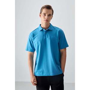 T-shirt basique pour homme en coton bleu pétrole, col polo, coupe ample, épais et doux, texturé - 88382 - Bleu pétrole - Product Image 1
