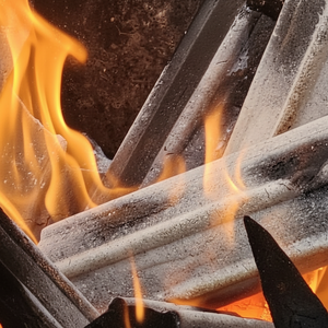 Carbón de bambú de lichi de alto valor calorífico, producto sin humo de calidad superior de la fábrica de Vietnam - Product Image 1