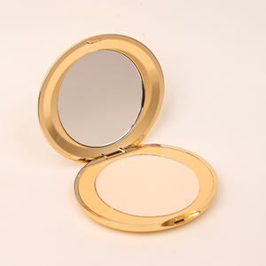 Polvo de maquillaje con acabado mate Oil Control Compact Powder - Product Image 4