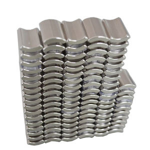 מכירה חמה n52 n52 n50 n48 n42 n40 n35 ndfeb nodifium מגנט קשת קבועה סופר חזק עבור מחולל רוטור - Product Image 5