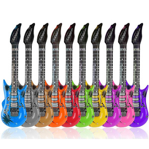 Ensemble de jouets gonflables pour enfants : Guitare et microphone en PVC, accessoires de fête musicaux, durables et écologiques, pour jeunes rock stars - Product Image 4