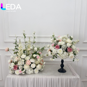 ซุ้มดอกไม้ประดิษฐ์ผ้าไหมสีชมพูและสีขาวขนาด 8 ฟุต รุ่นขายดีของ LEDA สำหรับตกแต่งงานแต่งงานและงานอีเว้นท์ - Product Image 5