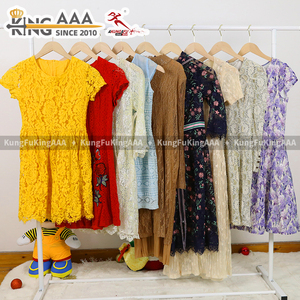 KingAAA Vente en gros Robes longues d'occasion pour femme, design ajouré, taille haute, couleurs <span class=keywords><strong>pastel</strong></span> douces, pour le quotidien et les trajets, Balles de vêtements usagés - Product Image 3