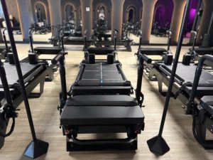 Estudio de entrenamiento personalizado Core Training Megaformer <span class=keywords><strong>Bed</strong></span> Xformer Pilates Equipment Aluminio Yoga Pilates Reformer Machine - Product Image 4