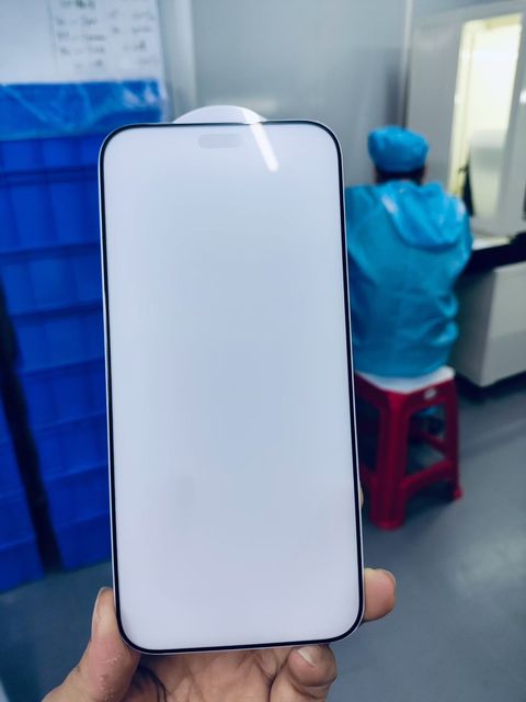 High Quality HD Clear 2.5 9H Anti-Scratch No Bubble Cell Phone Film Tempered Glass Screen Protectors for iPhone 18 Series