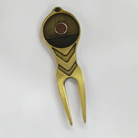 Accessoires de golf multifonctionnels personnalisables avec logo : fourche à divots, clip pour chapeau et marqueur de balle magnétique vierge