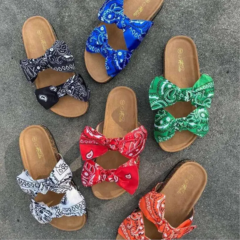 Wholesale summer ladies sandals knot outer slippers casual flats ladies lovely beach shoes