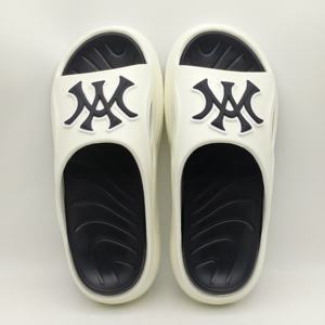 Sandalias de Playa para Hombre, Verano-Invierno 2026, Modernas, Antideslizantes, con Amortiguación, Transpirables y con Diseño Antideslizante - Product Image 1