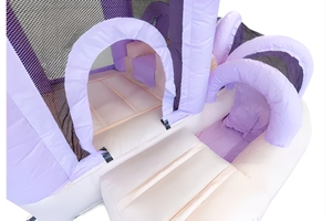 Castello Gonfiabile Taro Viola per Interni ed Esterni, con Scivolo e Piscina di Palline, Ideale per Feste e Matrimoni - Product Image 2