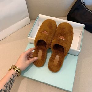 Pantuflas de Lujo de Alta Calidad 2026, Pantuflas Cálidas Antideslizantes con Punta Cerrada para Mujer, Varios Colores, Venta al Por Mayor - Product Image 5