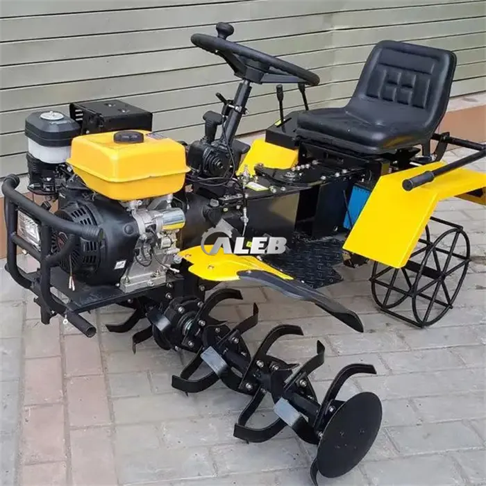 محراث صغير بأربع عجلات صيني يعمل بالطاقة 15hp مزارعي البنزين للحدائق