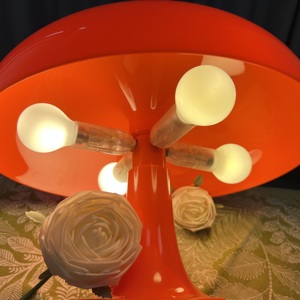<span class=keywords><strong>Lampada</strong></span> da Tavolo LED Funzionale e Semplice, <span class=keywords><strong>Ricarica</strong></span> <span class=keywords><strong>USB</strong></span>, 3 Opzioni di Colore, 5 Livelli di Luminosità, Dimmerabile, Utilizzo Multi-Stanza per Casa e Ufficio - Product Image 1